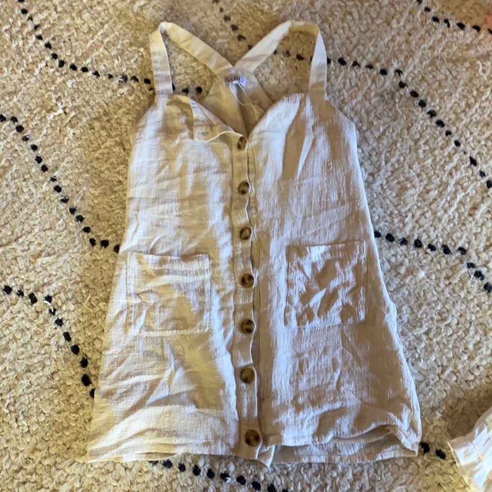 Super comfortable can be dressed up or down